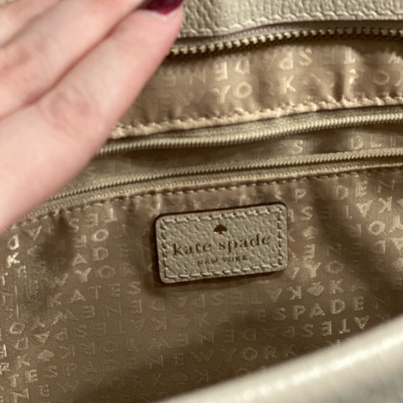 Kate Spade classic beige and black minimalist leather purse - Picture 8 of 11